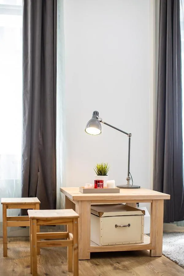 Paco&Orsi'S Homey Cosy Apartment In The City Center Budapest Hungría
